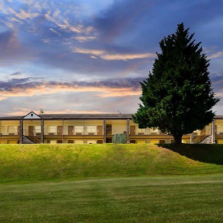 Econo Lodge Lynchburg Ngoại thất bức ảnh