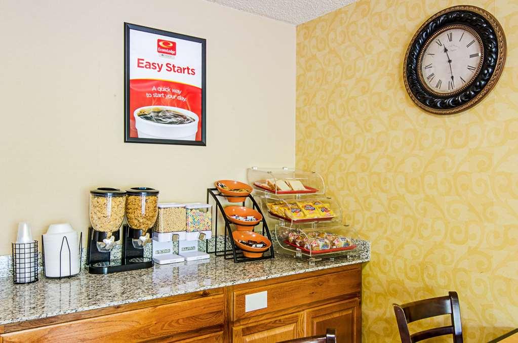 Econo Lodge Lynchburg Nhà hàng bức ảnh