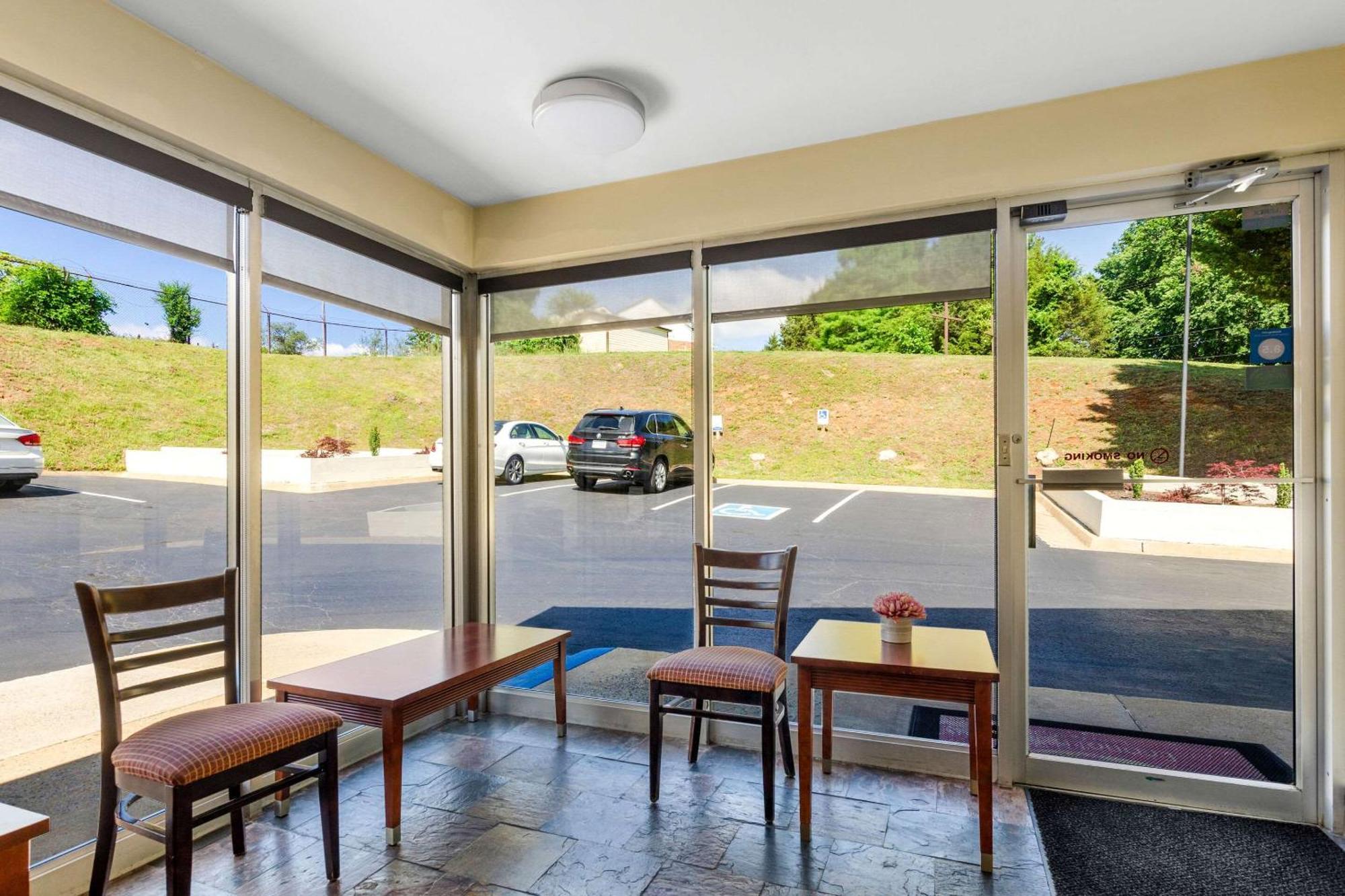 Econo Lodge Lynchburg Ngoại thất bức ảnh