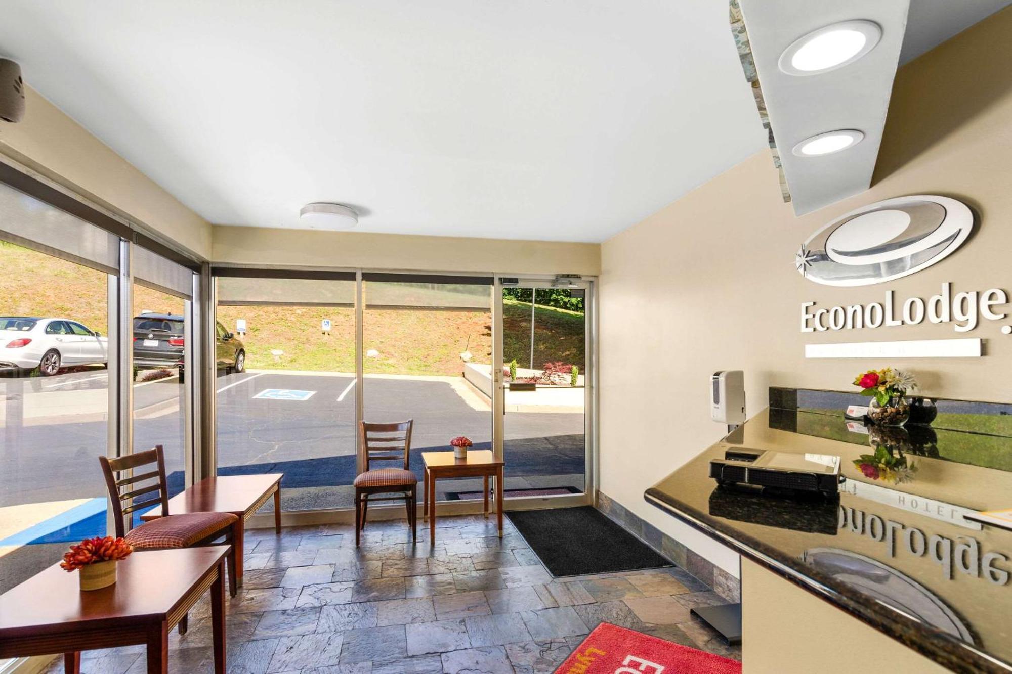Econo Lodge Lynchburg Ngoại thất bức ảnh